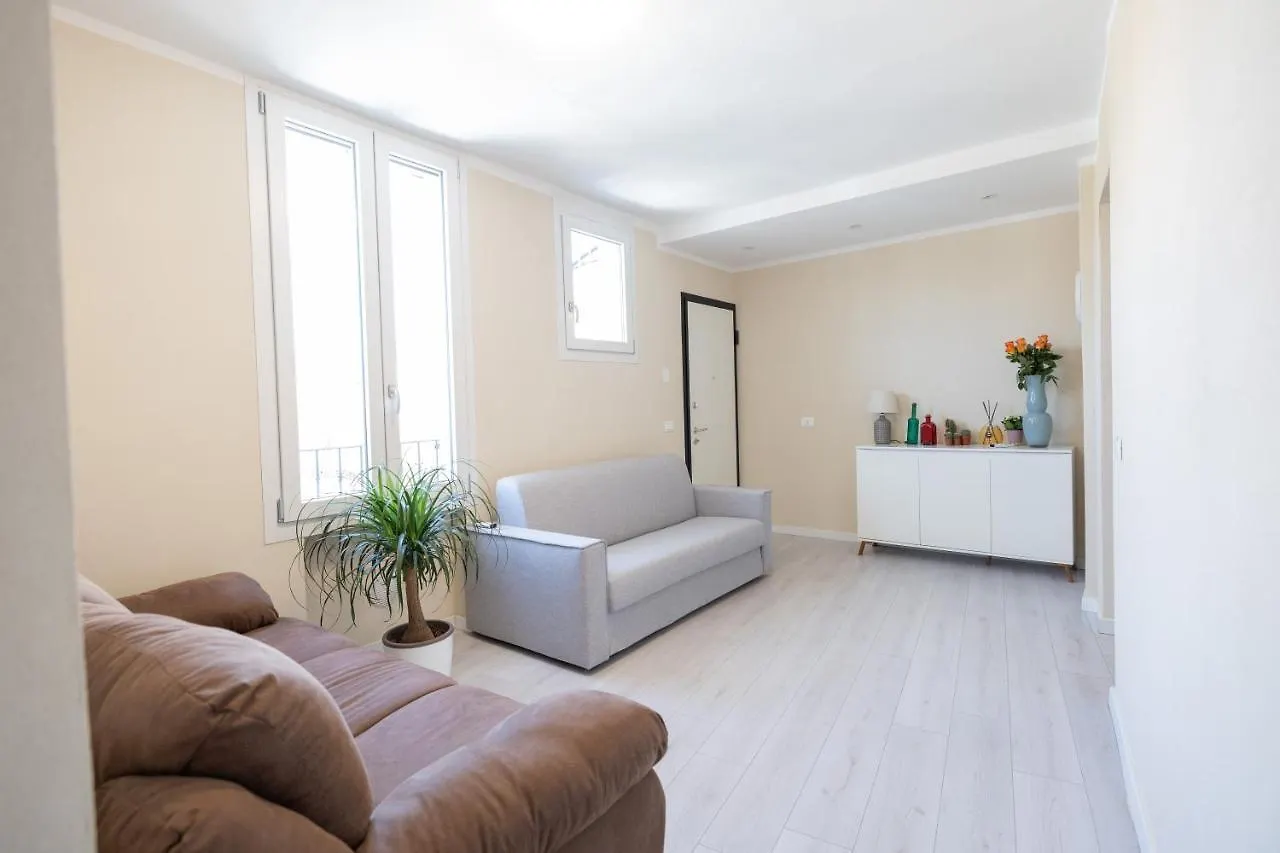 Apartment Appartamento Terrazza Cavour Brescia