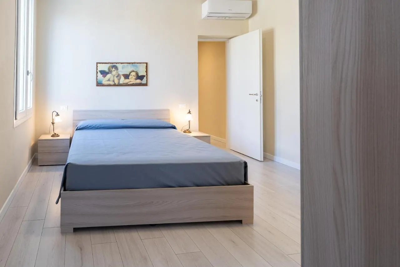 Appartamento Terrazza Cavour Brescia 0*,  Italy